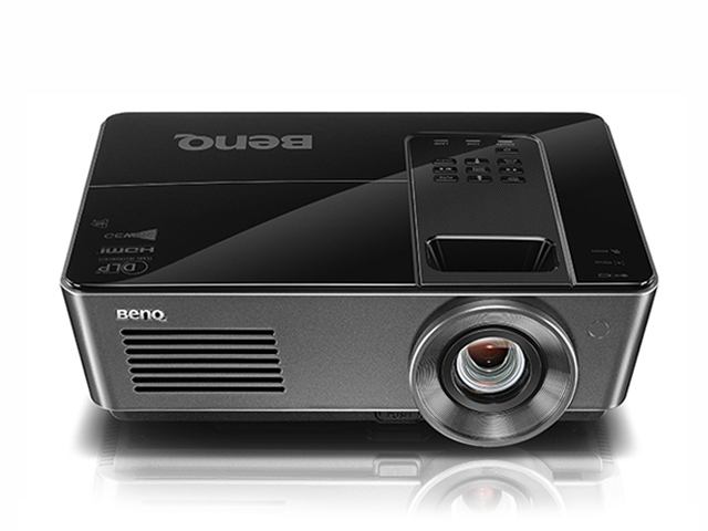 Проектор  BenQ MH740