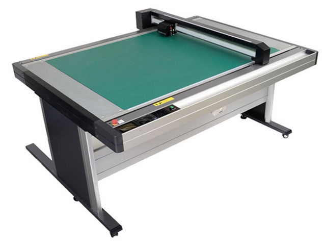 Режущий плоттер  Graphtec FCX2000-120ES
