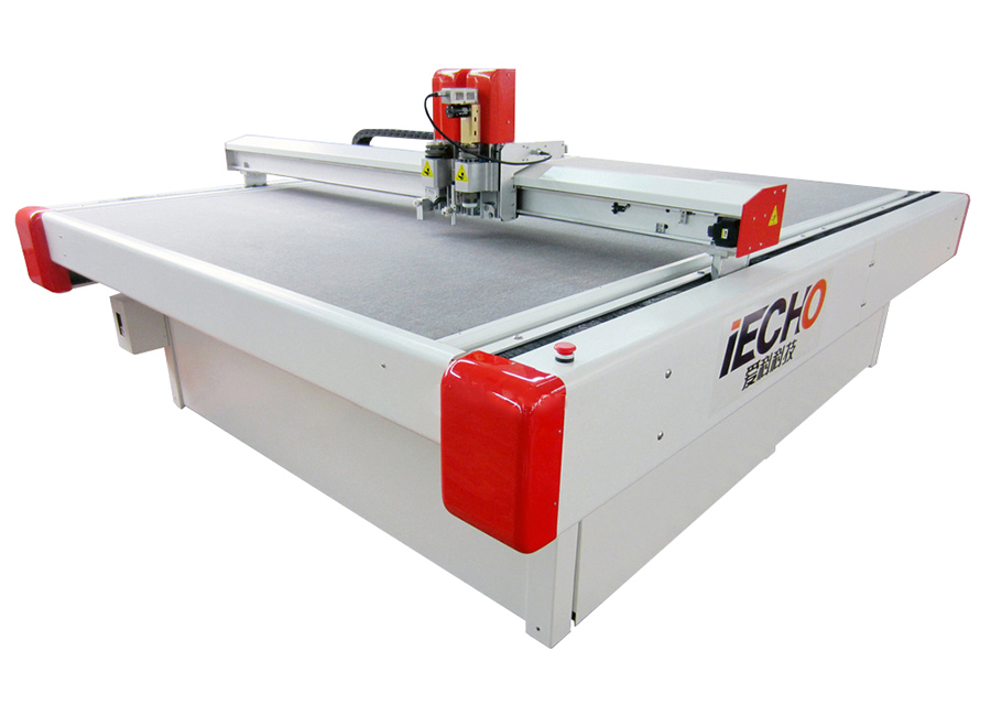 Режущий плоттер  IECHO BK-1311