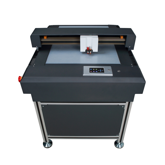 Режущий плоттер  MasterCutter F4560
