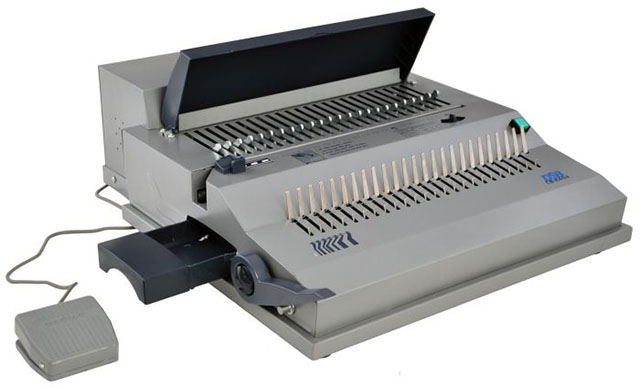 Переплетчик на пластиковую пружину  DSB CB-240 E