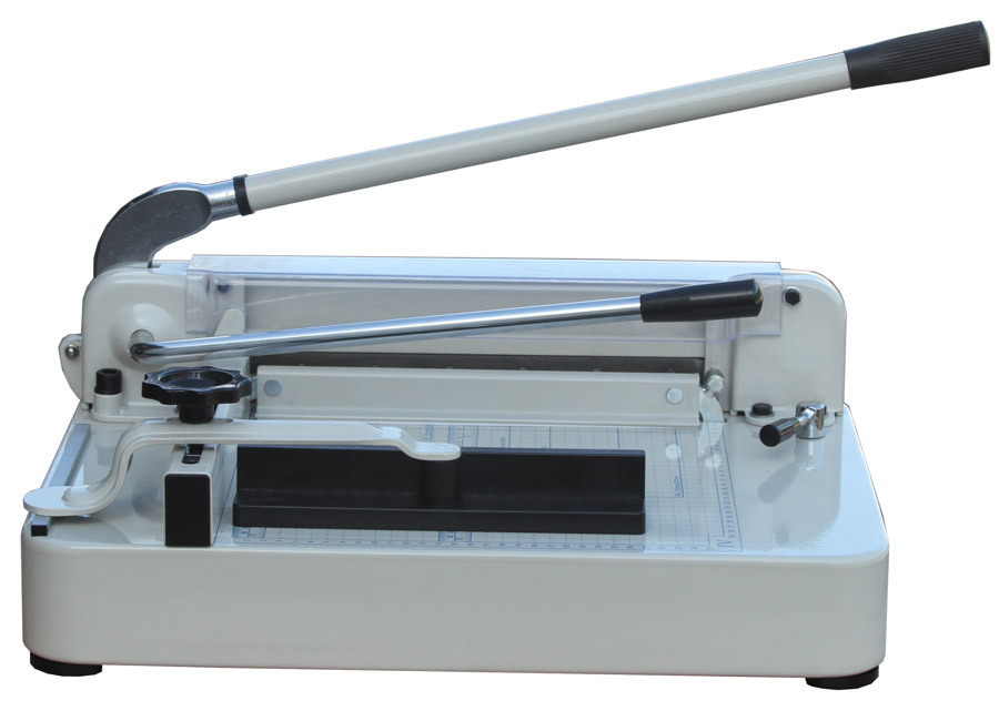 Резак для бумаги  Bulros RC-320