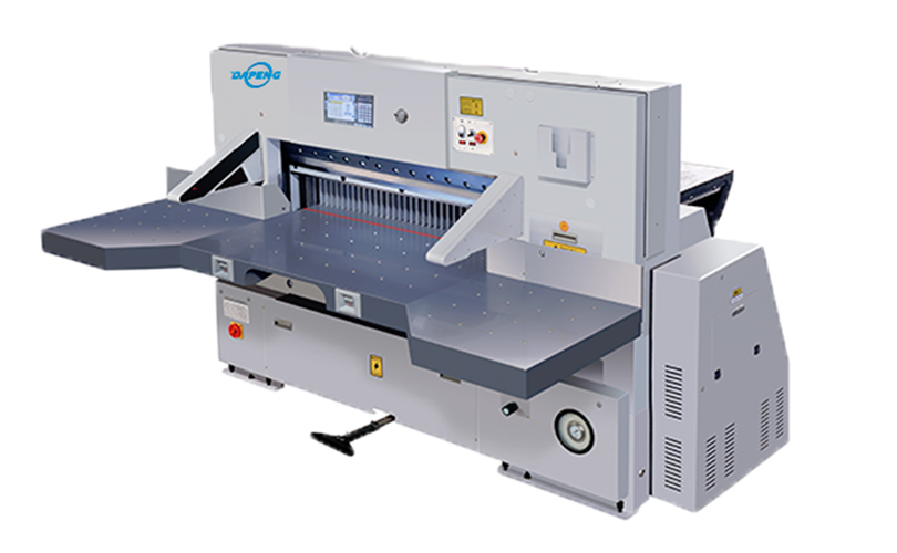 Резак для бумаги  Dapeng QZYK1300DH-10