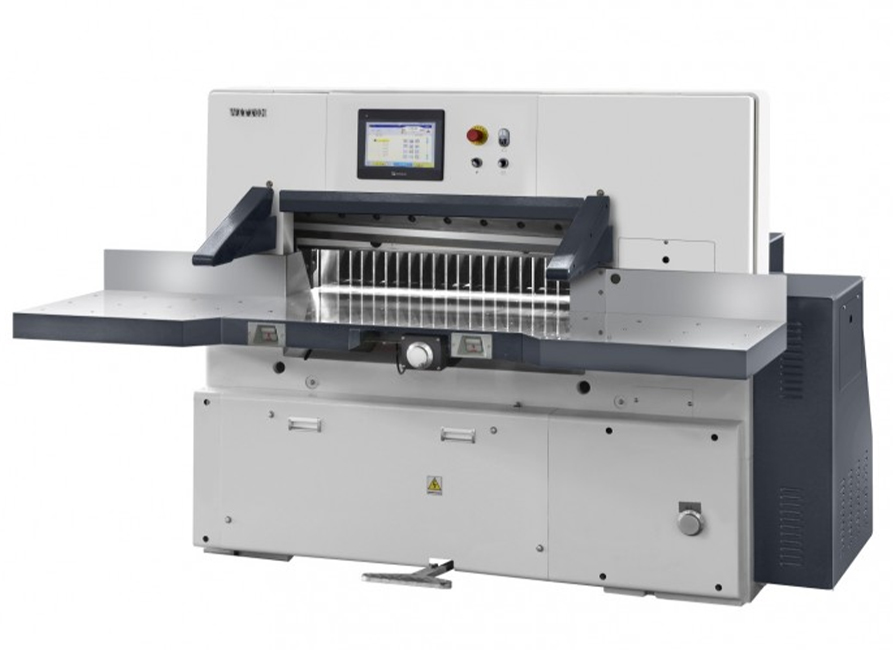 Резак для бумаги  Witton 137L